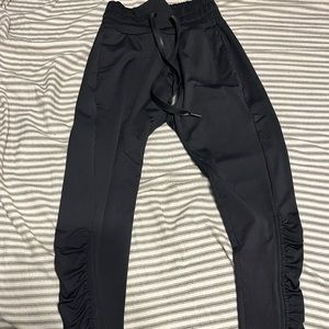 Jo and Jax YM Fiora pants excellent condition